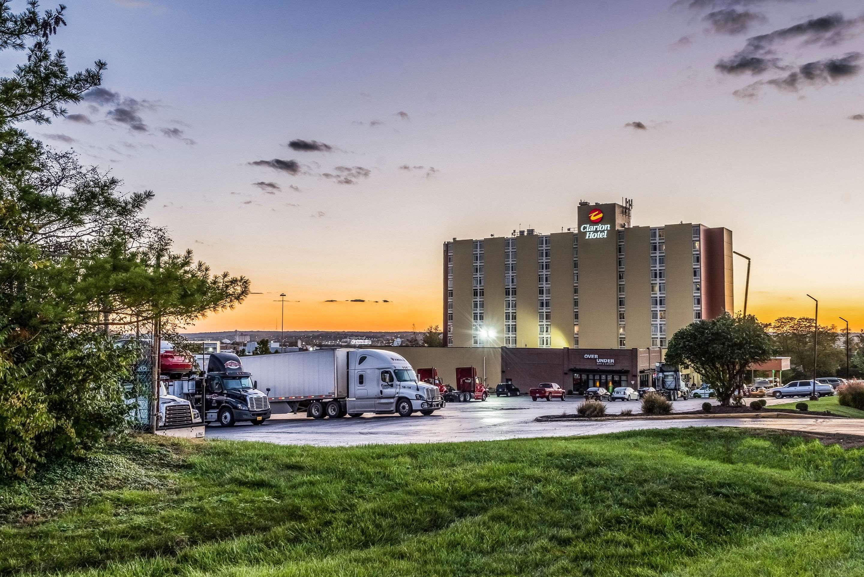Clarion Hotel Cincinnati North Sharonville Exteriér fotografie